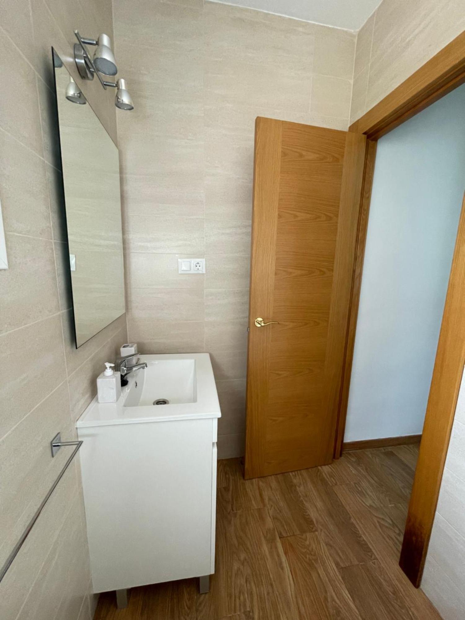 Encantador Apartamento-Céntrico-con Amplio Jardín Torremolinos Esterno foto