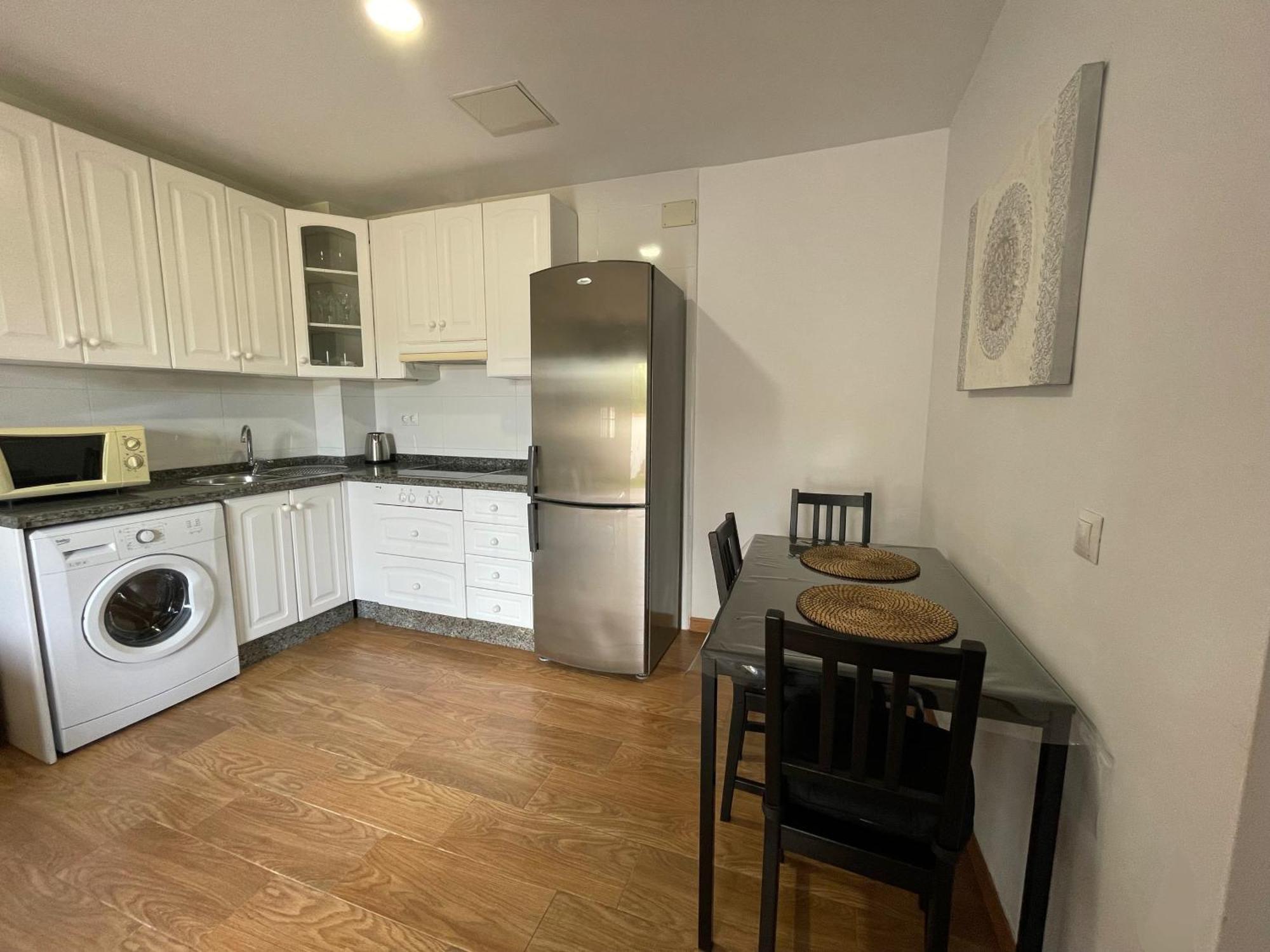 Encantador Apartamento-Céntrico-con Amplio Jardín Torremolinos Esterno foto